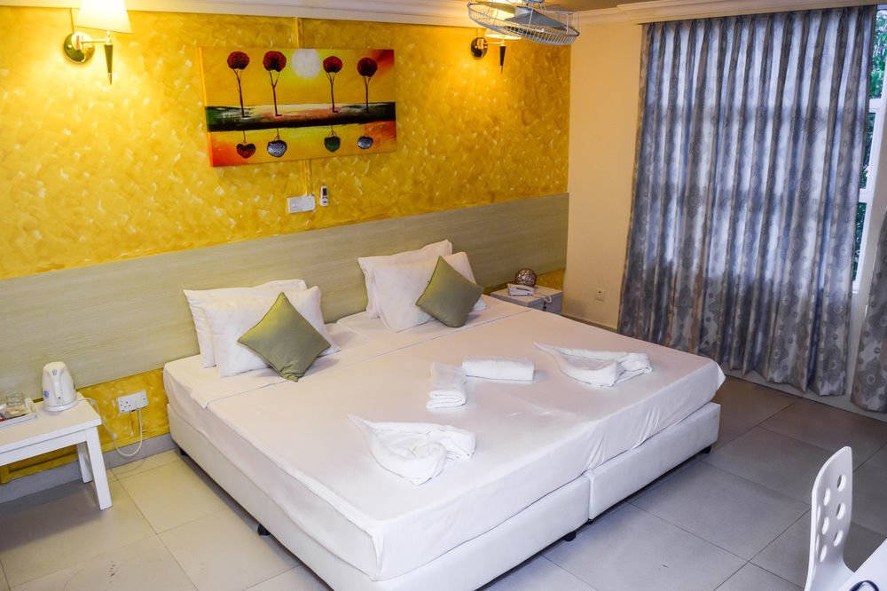 Beach Grand & Spa Premium Хулхумале Екстериор снимка